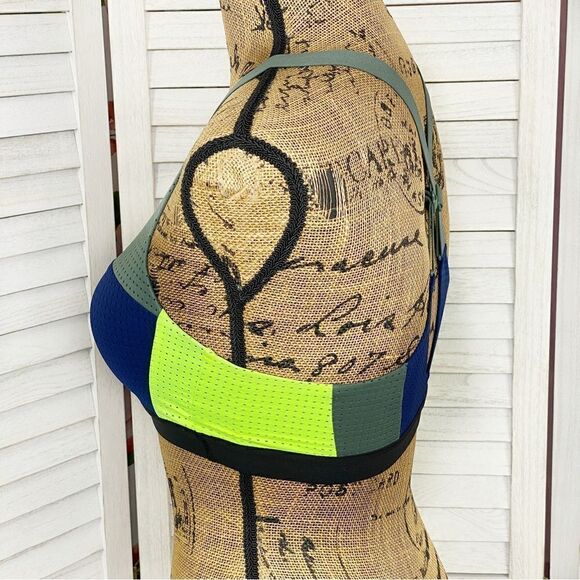 Victoria’s Secret Sport Color Block Lightweight Sports Bra Olive Green Blue 34B - Picture 2 of 11